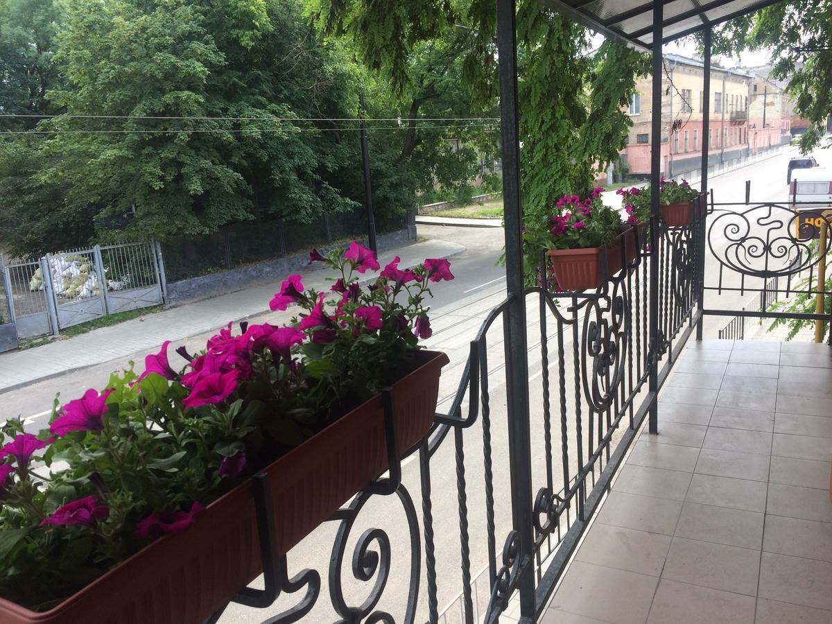 Hotel Travel Lviv Bagian luar foto